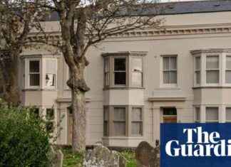 Modern Homes for Sale with Air Source Heat Pumps – Photo Gallery modern-homes-for-sale-with-air-source-heat-pumps-photo-gallery