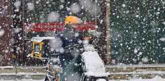 Extreme Weather Events: Risks for Food Delivery Workers – Inside Climate News extreme-weather-events-risks-for-food-delivery-workers-nside-climate-news