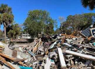 Residents of Cedar Key, Florida Consider Island’s Future After Three Hurricanes residents-of-cedar-key-florida-consider-slands-future-after-three-hurricanes