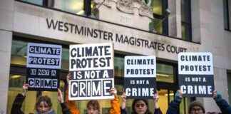 UK Undermining Democratic Rights by Cracking Down on Climate Protesters – EcoWatch uk-undermining-democratic-rights-by-cracking-down-on-climate-protesters-ecowatch