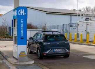 Experts urge caution on EU-backed North Africa hydrogen pipeline experts-urge-caution-on-eu-backed-north-africa-hydrogen-pipeline