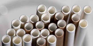 plastics-ndustry-celebrates-trumps-symbolic-attack-on-paper-straws