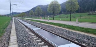switzerlands-groundbreaking-solar-power-plant-on-railway-tracks