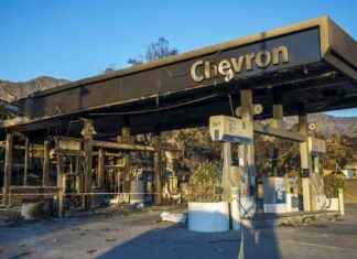 Trump Administration Dismisses 400 Climate Experts: What’s Next? trump-administration-dismisses-400-climate-experts-whats-next