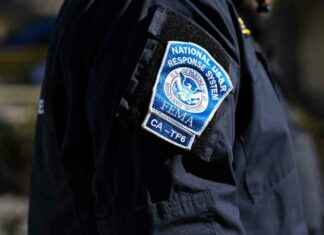 FEMA discontinues door-to-door canvassing in disaster zones fema-discontinues-door-to-door-canvassing-in-disaster-zones