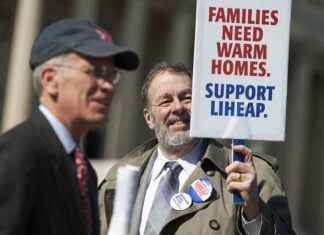 Trump Criticizes Program for Low-Income Americans’ Energy Bills trump-criticizes-program-for-low-ncome-americans-energy-bills