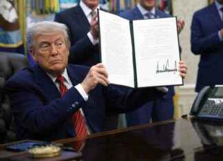 Trump Executive Orders Promote Nuclear Energy, Cut Oversight – Inside Climate News trump-executive-orders-promote-nuclear-energy-cut-oversight-nside-climate-news